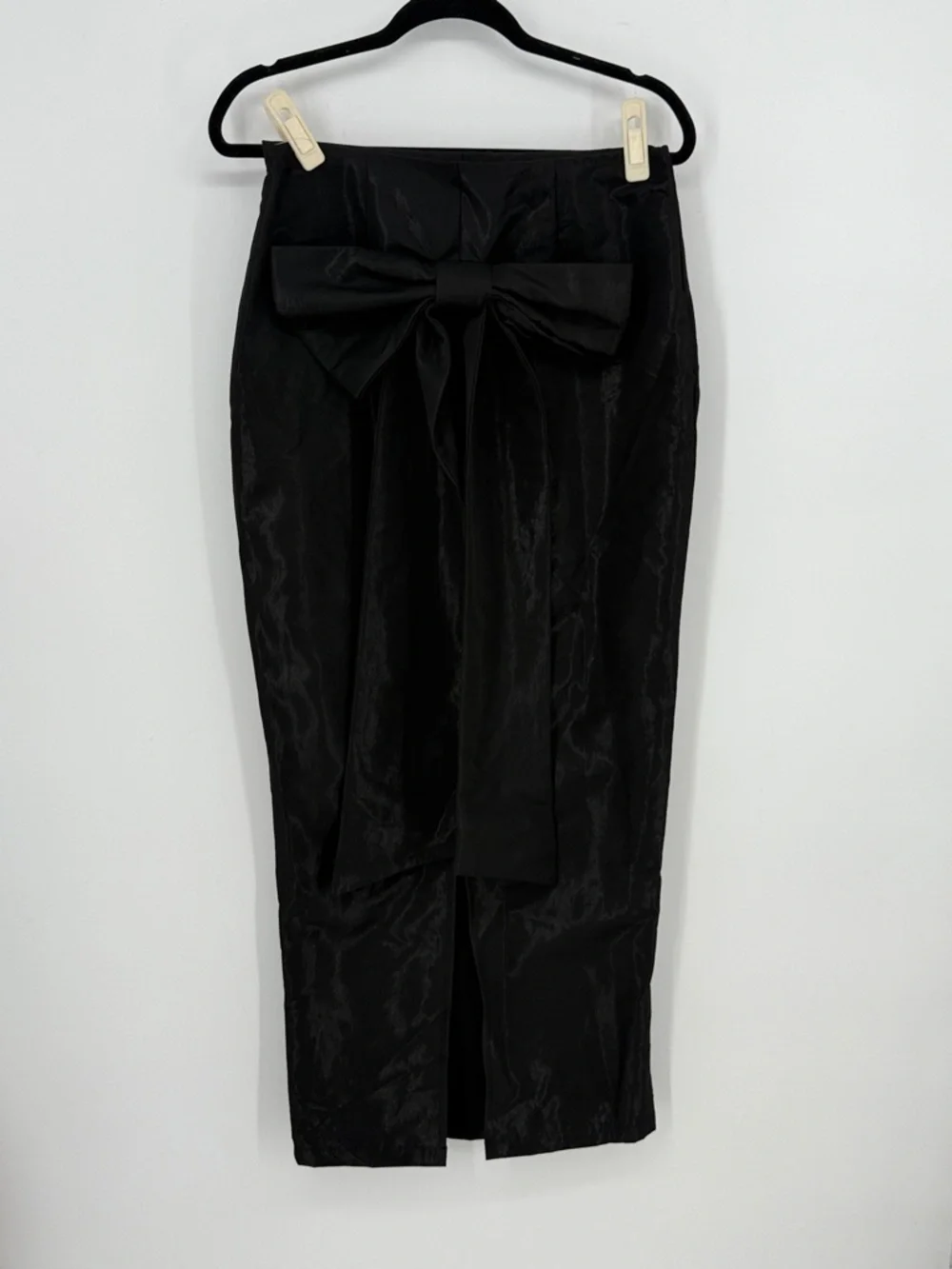NWT MISSGUIDED Big Bow Detail Back Shiny Bodycon Maxi Skirt SIZE M - Picture 5 of 7